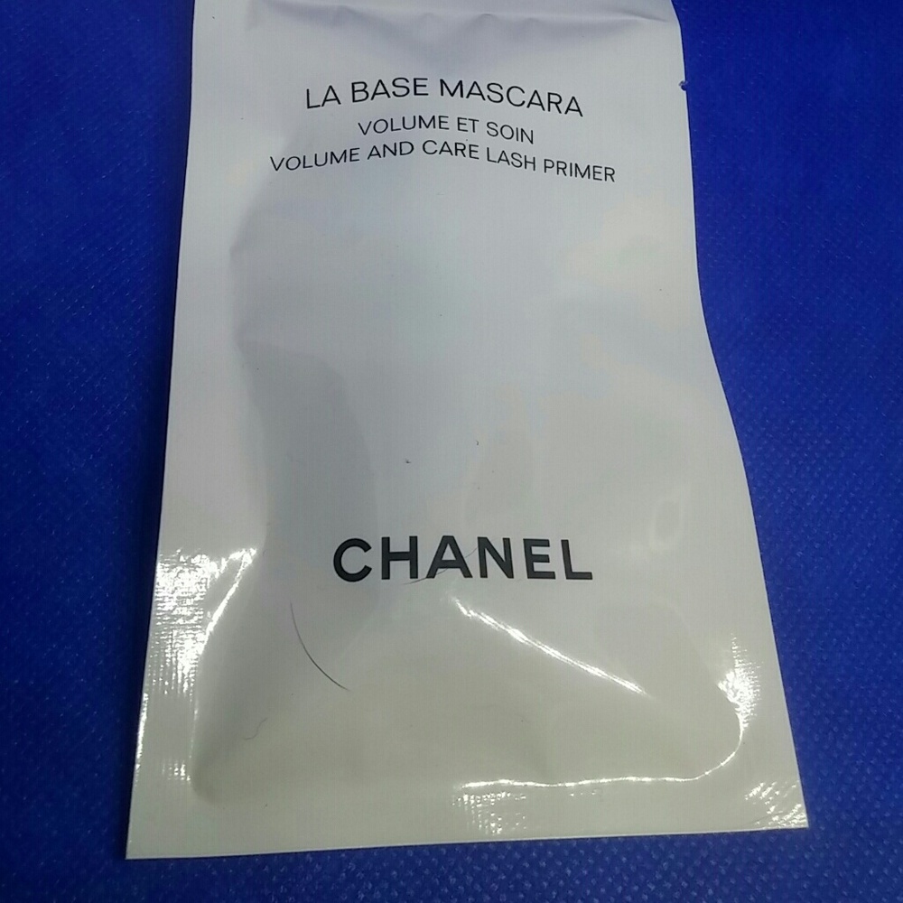 2/$20 CHANEL La Base Mascara volume and care lash primer